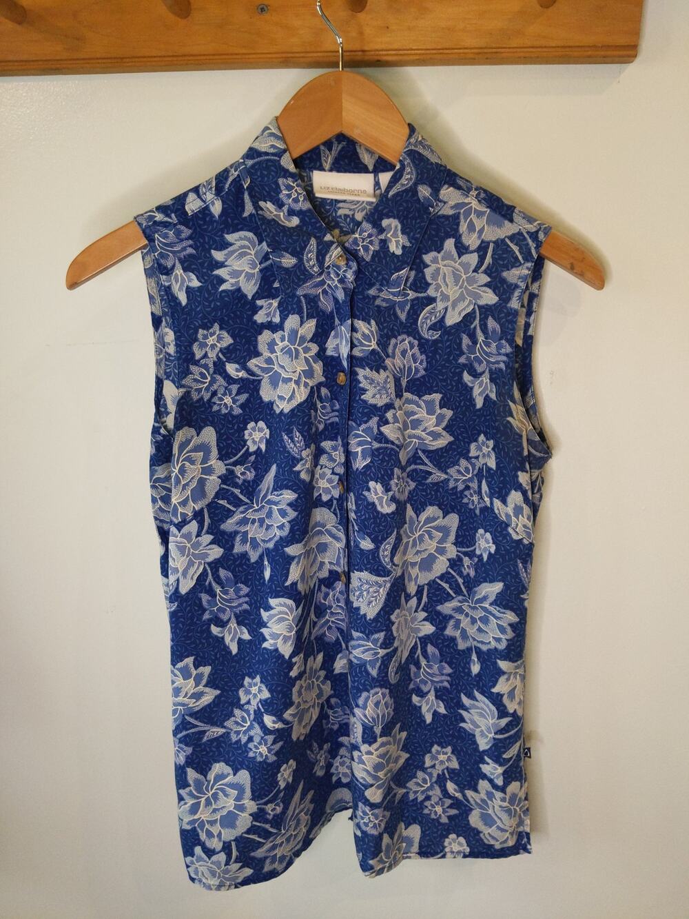 Liz Claiborne Blue White Floral Sleeveless Button Up Blouse Size S 100% Silk